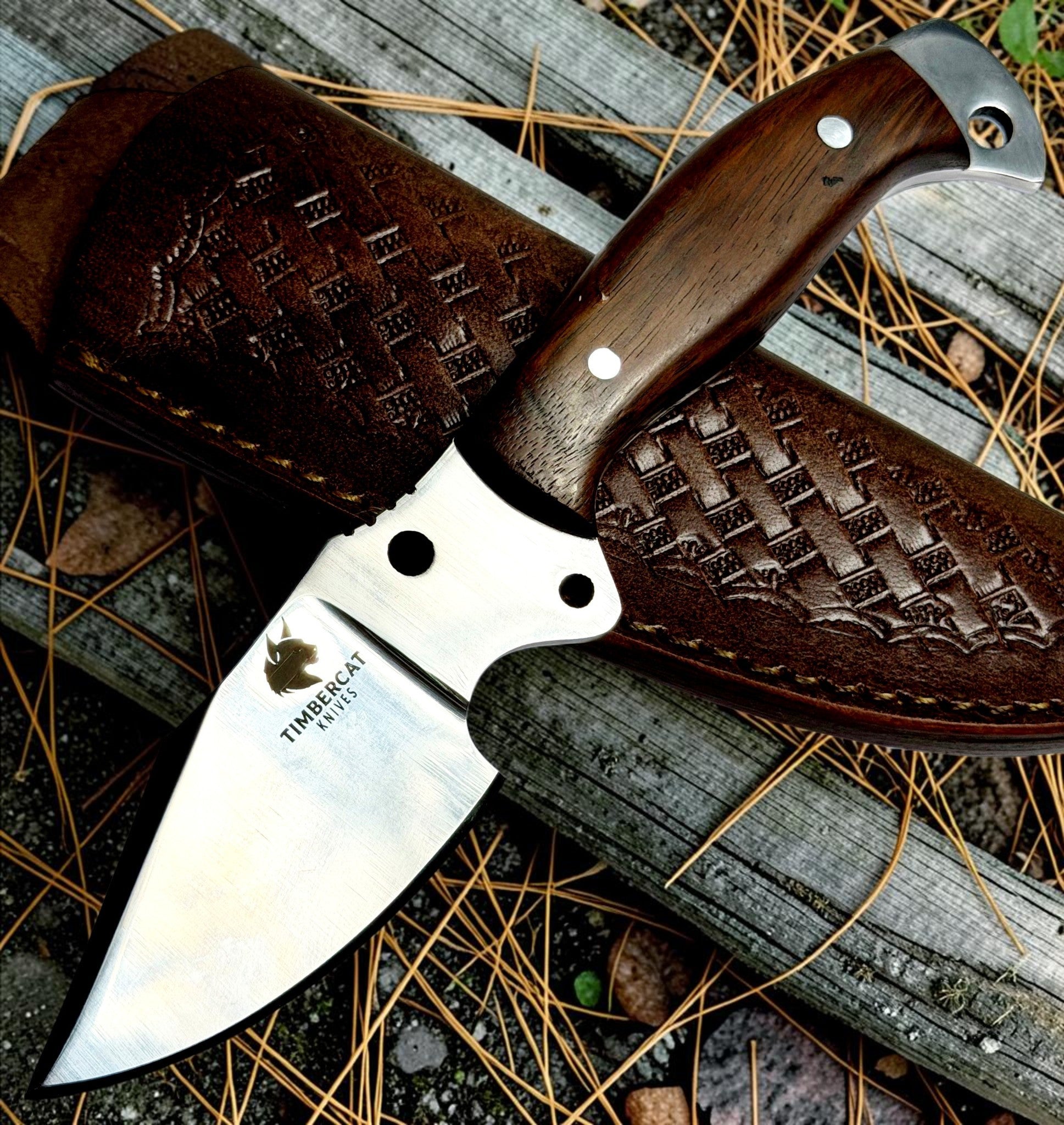 Timbercat Knives Handmade hunting skinner knife with leather sheath J2 Steel 1001