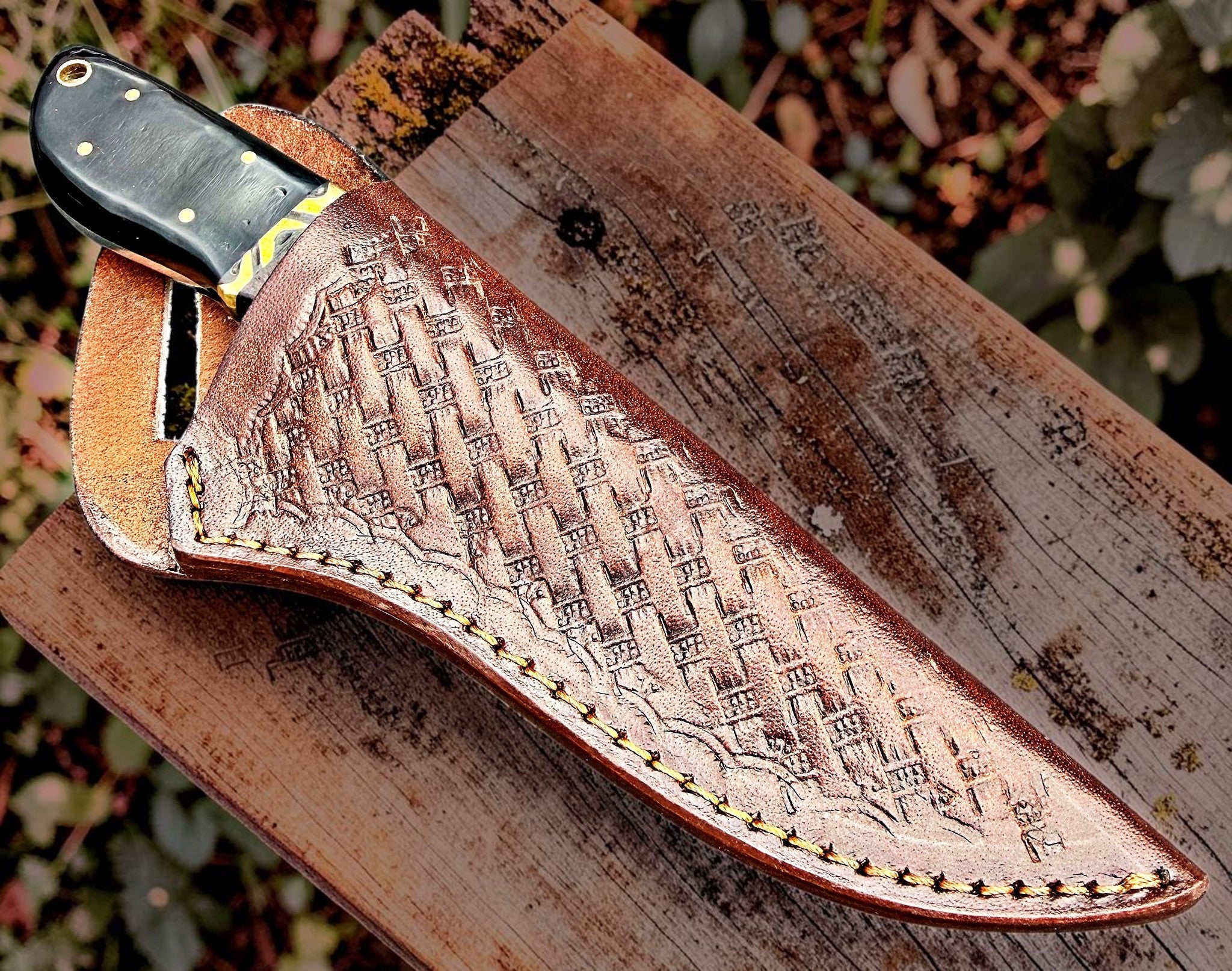 Timbercat Knives Handmade Damascus Steel Hunting Skinner Knife 8.5 Inches with Cowhide Leather Sheath 1015