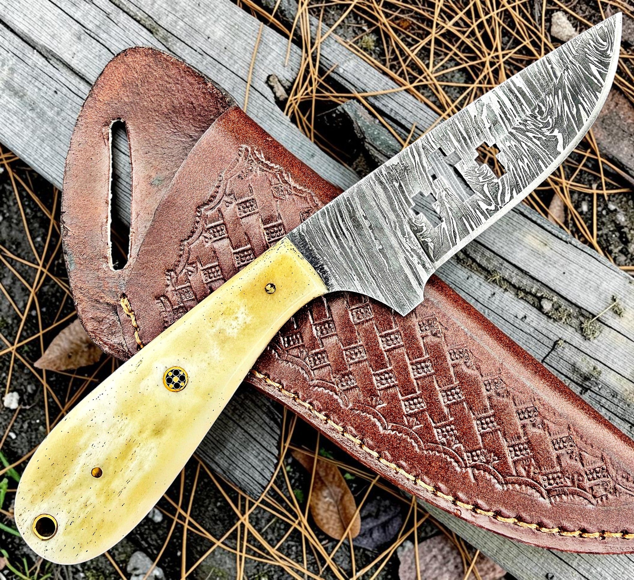 Timbercat Knives Handmade Damascus Steel Hunting Skinner Knife 7.5 Inches with Cowhide Leather Sheath 1023