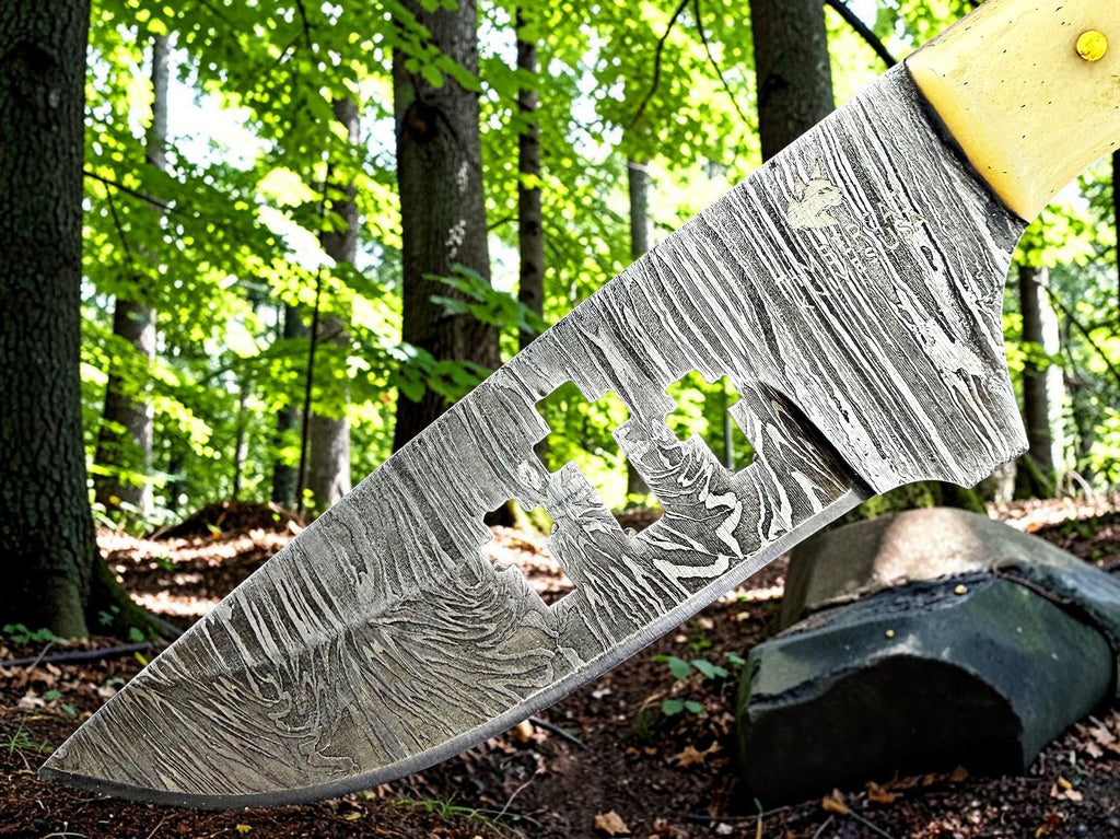 Timbercat Knives Handmade Damascus Steel Hunting Skinner Knife 7.5 Inches with Cowhide Leather Sheath 1023