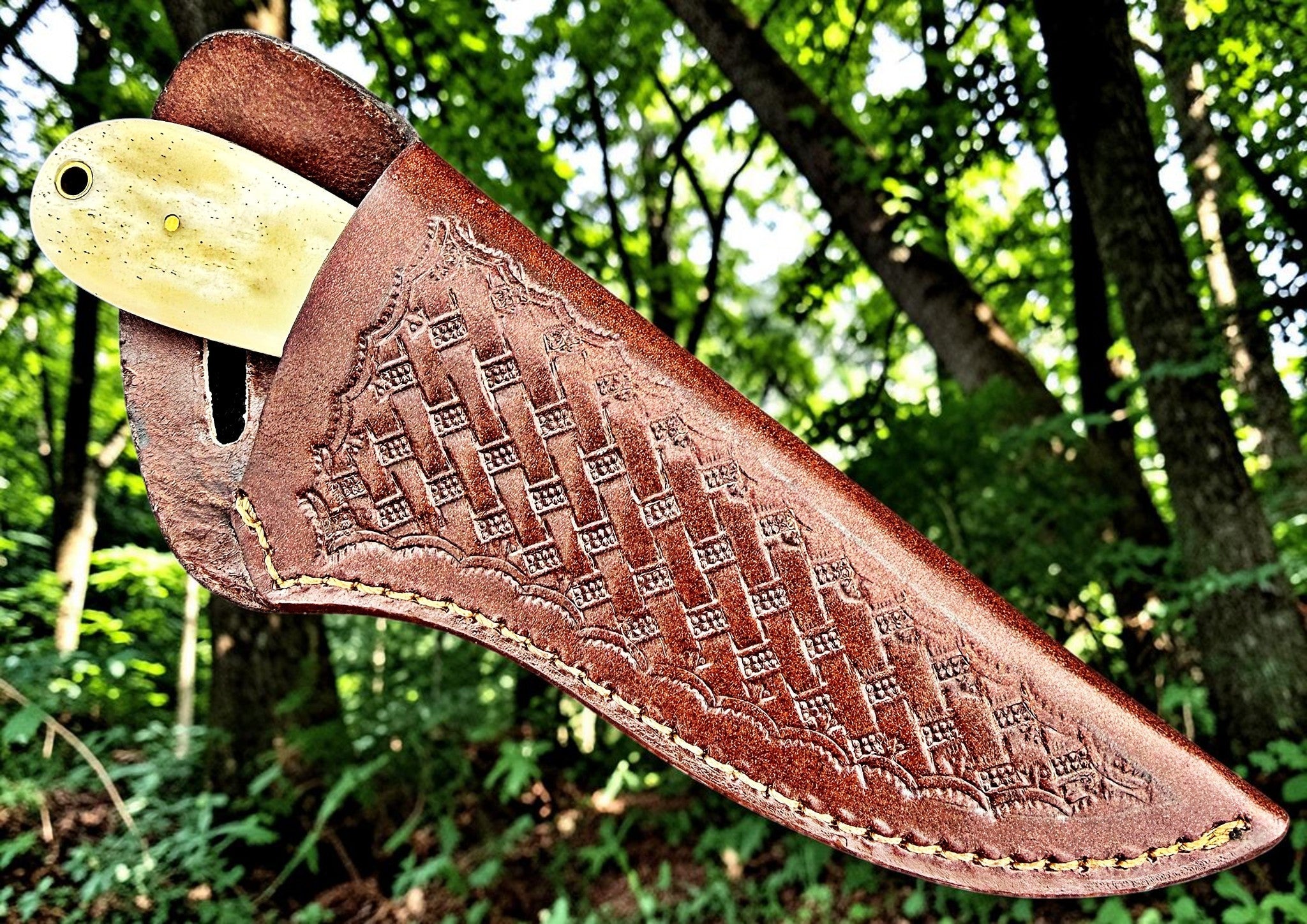 Timbercat Knives Handmade Damascus Steel Hunting Skinner Knife 7.5 Inches with Cowhide Leather Sheath 1023
