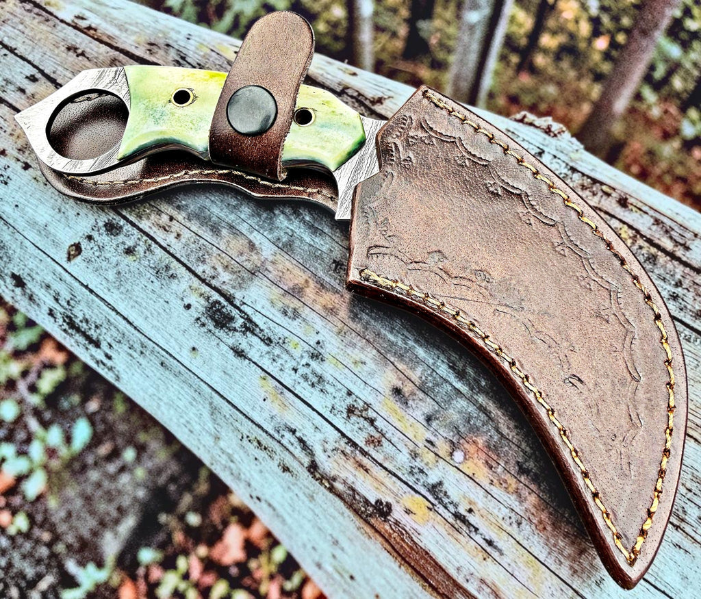 Timbercat Knives Handmade Damascus Steel Hunting Karambit Knife 7.5 Inches with Cowhide Leather Sheath 1030