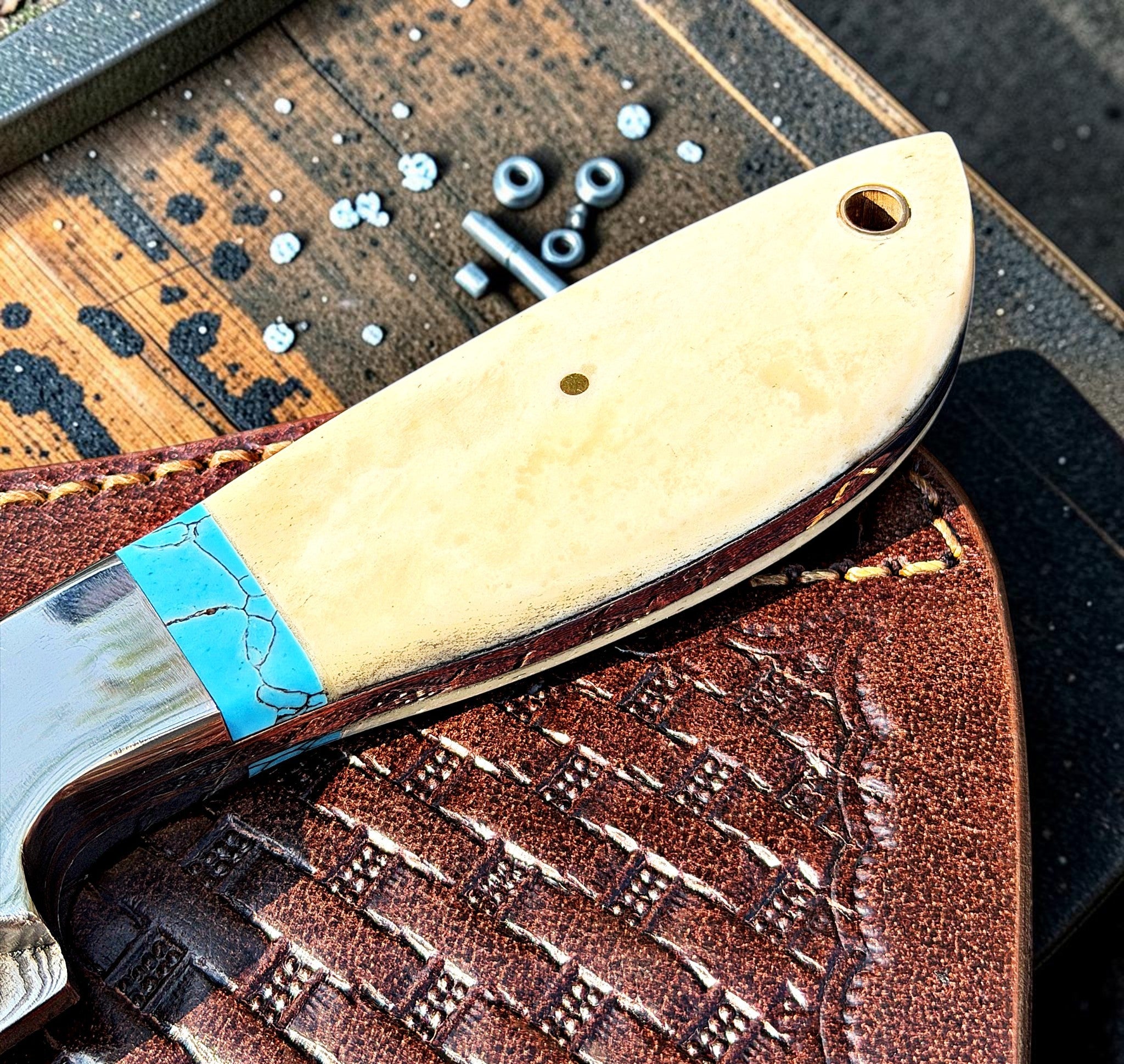 Timbercat Knives Handmade Copper Damascus Steel Hunting Skinner Knife 7 Inches with Cowhide Leather Sheath 1052