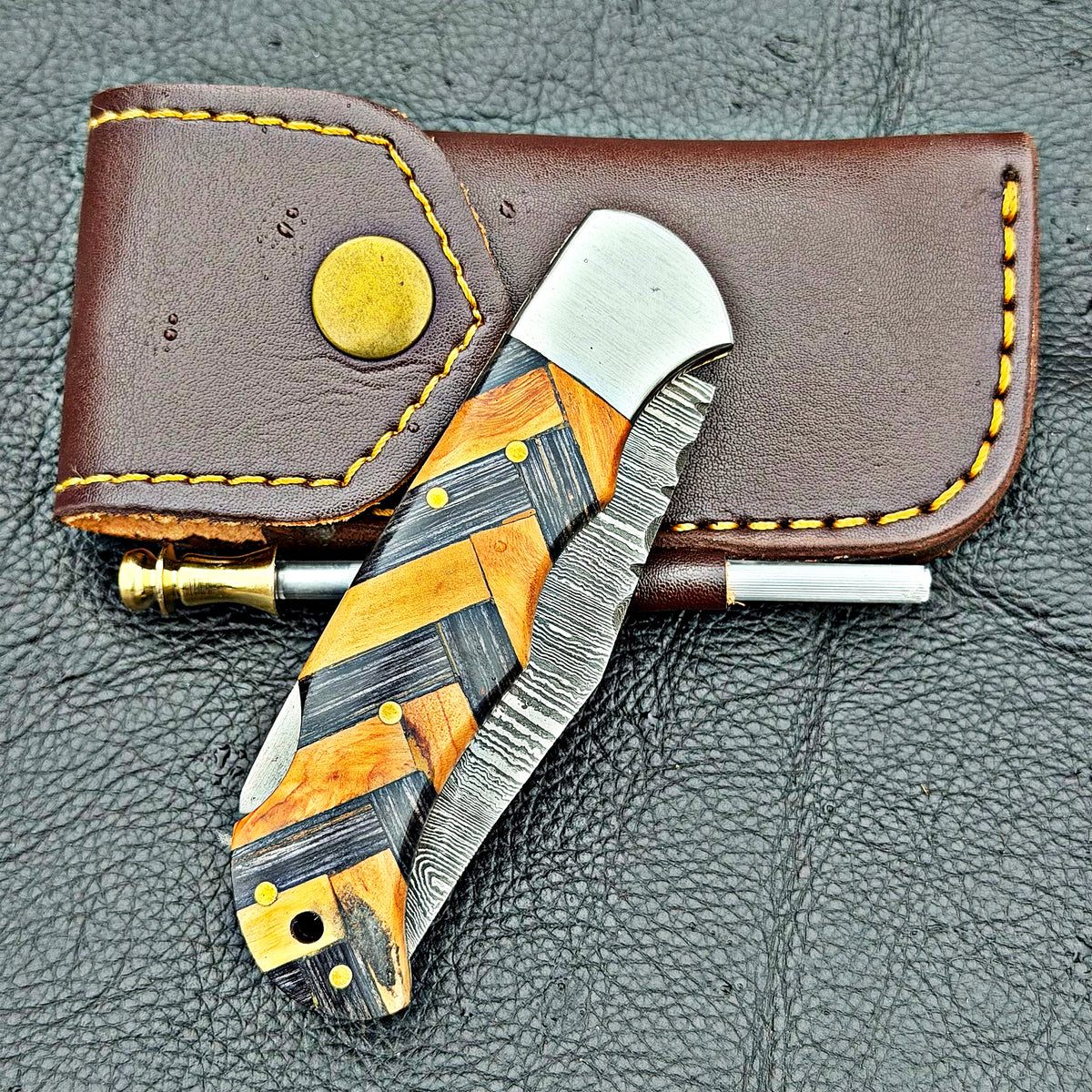 Timbercat Knives Handmade Damascus Pocket Knife 3 Inch Blade Folding Knife with Cowhide Leather Sheath 2016